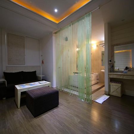 Dubai Hotel Тэджон Экстерьер фото