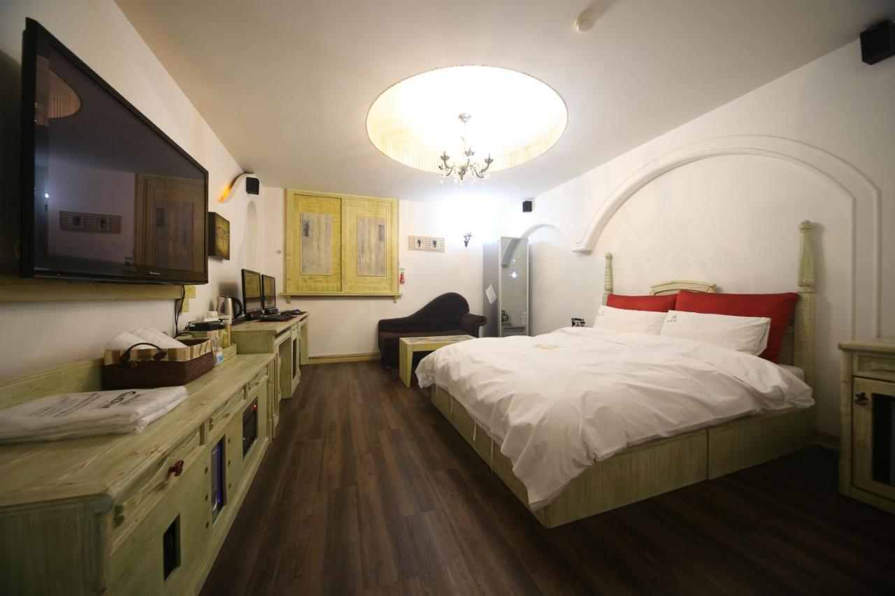 Dubai Hotel Тэджон Экстерьер фото