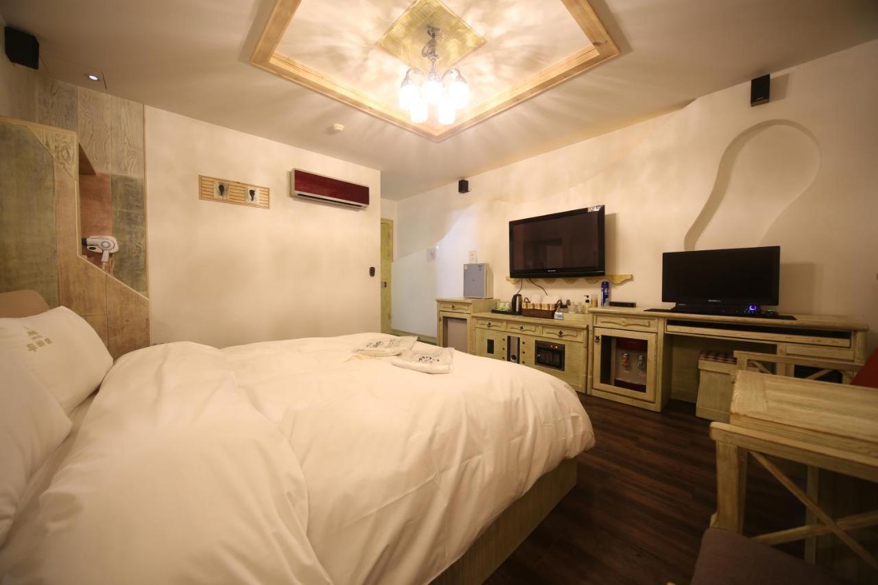 Dubai Hotel Тэджон Экстерьер фото