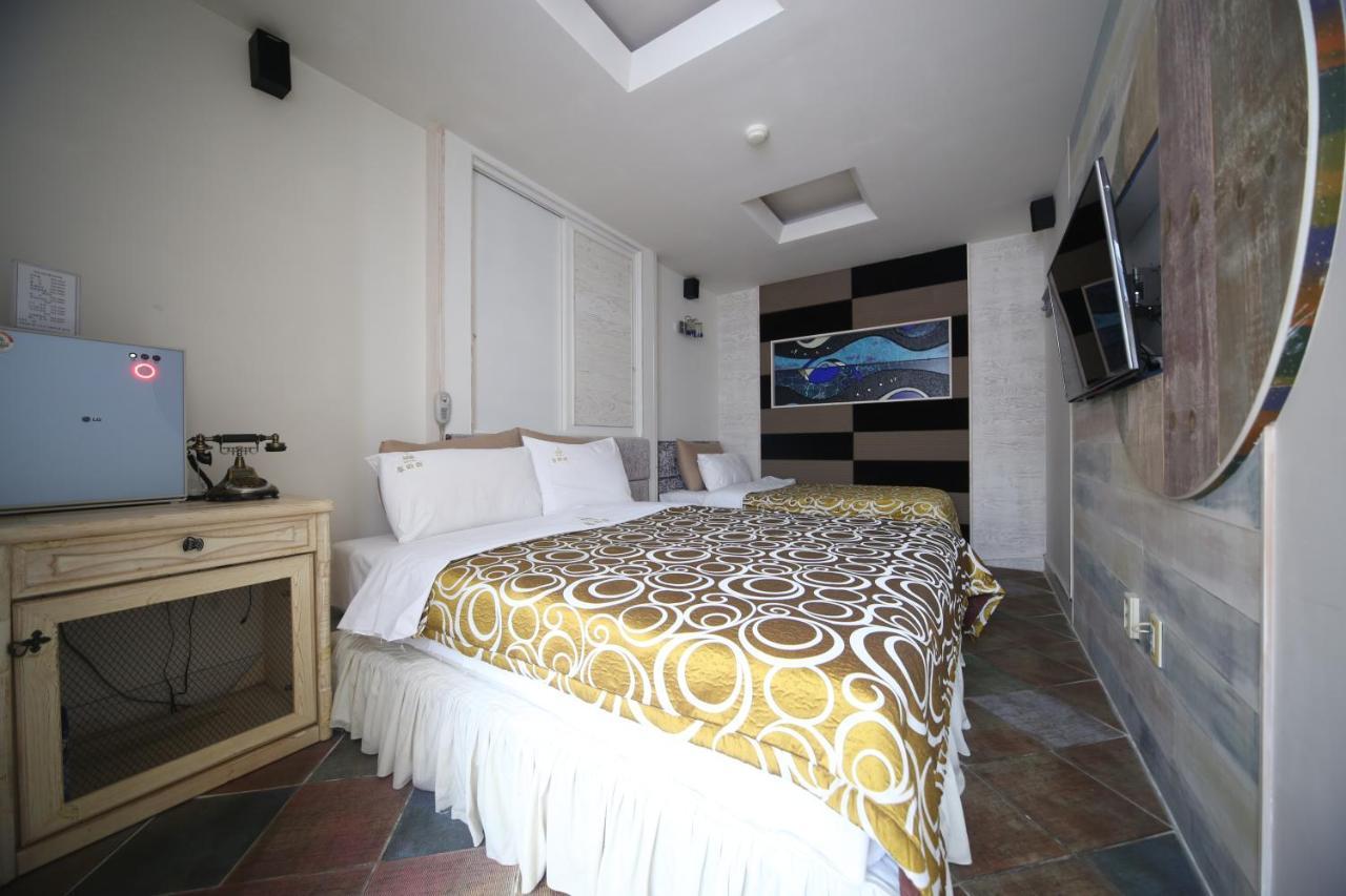 Dubai Hotel Тэджон Экстерьер фото